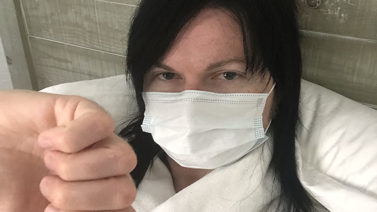 BLACK VEIL BRIDES GUITARIST JINXX TESTS POSITIVE FOR CORONAVIRUS