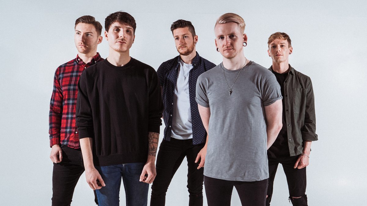 ALT AND COMING: ROYALS